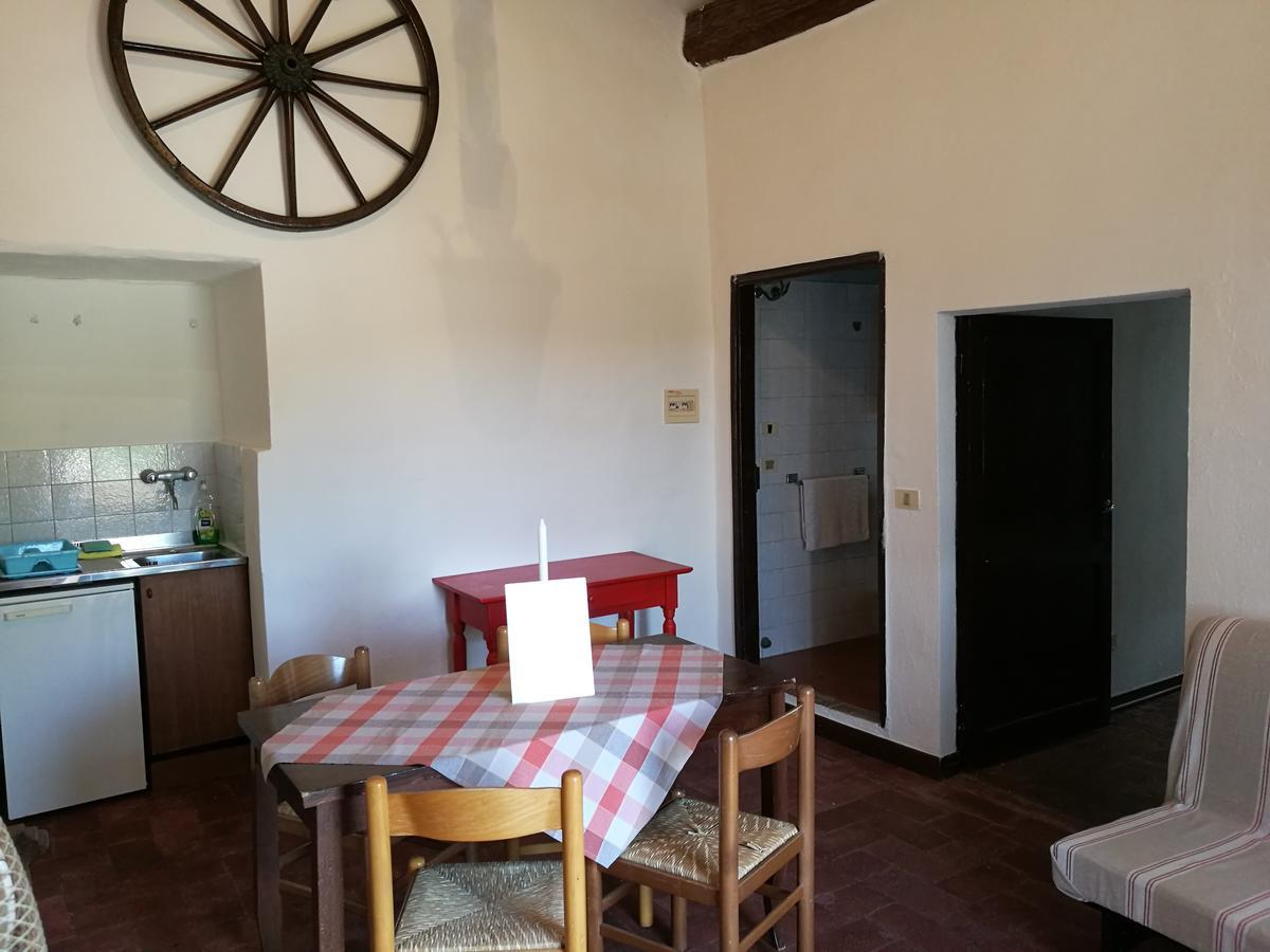 Castello Di Selvole (Adults Only) Guest House Vagliagli Exterior photo